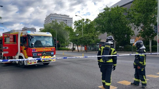 Bomberos Madrid en el Paseo de la Castellana Bomberos Madrid en el Paseo de la Castellana