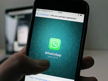 La nueva estafa de WhatsApp que roba tus datos pulsando solo un botón La nueva estafa de WhatsApp que roba tus datos pulsando solo un botón