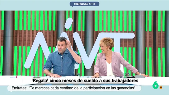 Iñaki López desvela que le está saliendo "un mechón blanco" en el pelo: "Mi homenaje personal a Urdangarin" Más Vale Tarde arranca hoy con un curioso saludo de Iñaki López a Mayte Alcaraz, Elisa Beni, Beatriz de Vicente y Ramoncín sobre sus respectivos color de pelo. El divertido diálogo que surge entre ellos, en este vídeo.