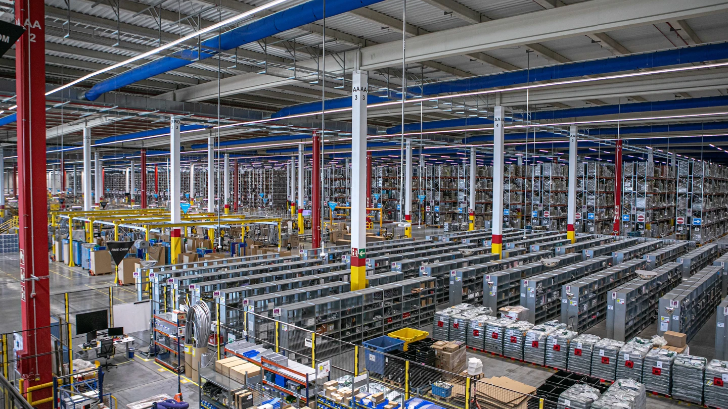 Centro logístico de Amazon en Illescas. Centro logístico de Amazon en Illescas.