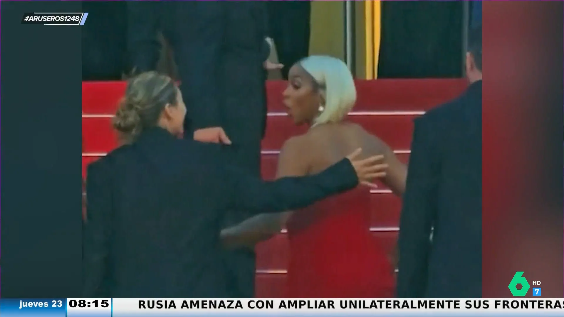 El enfado viral de Kelly Rowland, de Destiny's Child, con un miembro de seguridad en Cannes