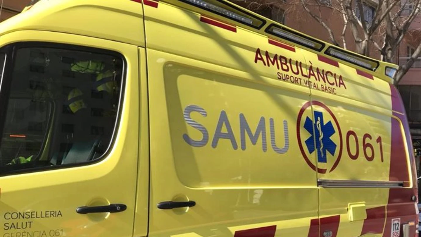 Imagen de archivo de una ambulancia del SAMU Imagen de archivo de una ambulancia del SAMU