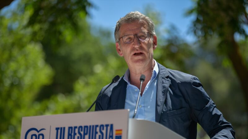 Alberto Nuñez Feijóo, líder del PP, en un mitin en Tomelloso