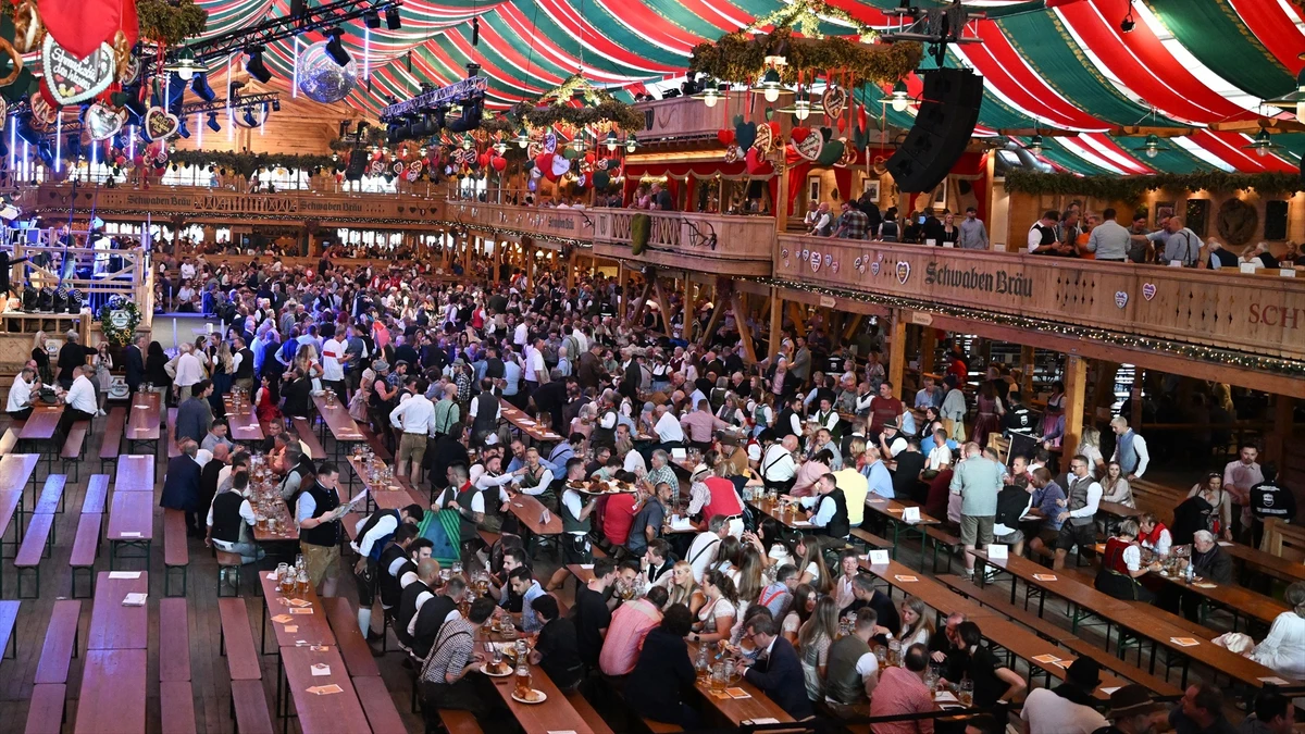 Oktoberfest bans a song covered by German ultras with racist chants Oktoberfest bans a song covered by German ultras with racist chants