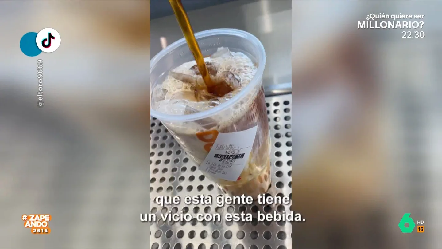 Un camarero muestra en redes los calóricos cafés que piden sus clientes: "El cementerio está esperando" Un camarero muestra en redes los calóricos cafés que piden sus clientes: "El cementerio está esperando"
