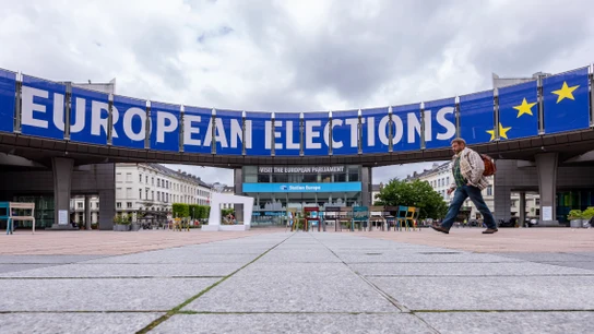 Las elecciones europeas, anunciadas junto a la sede del Parlamento Europeo en Bruselas Las elecciones europeas, anunciadas junto a la sede del Parlamento Europeo en Bruselas