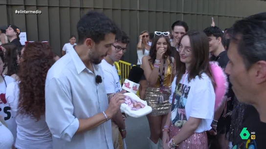 Isma Juárez con un pañal de Taylor Swift Isma Juárez con un pañal de Taylor Swift