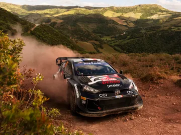 Sébastien Ogier primer líder del 'rally del futuro' Sébastien Ogier primer líder del 'rally del futuro'
