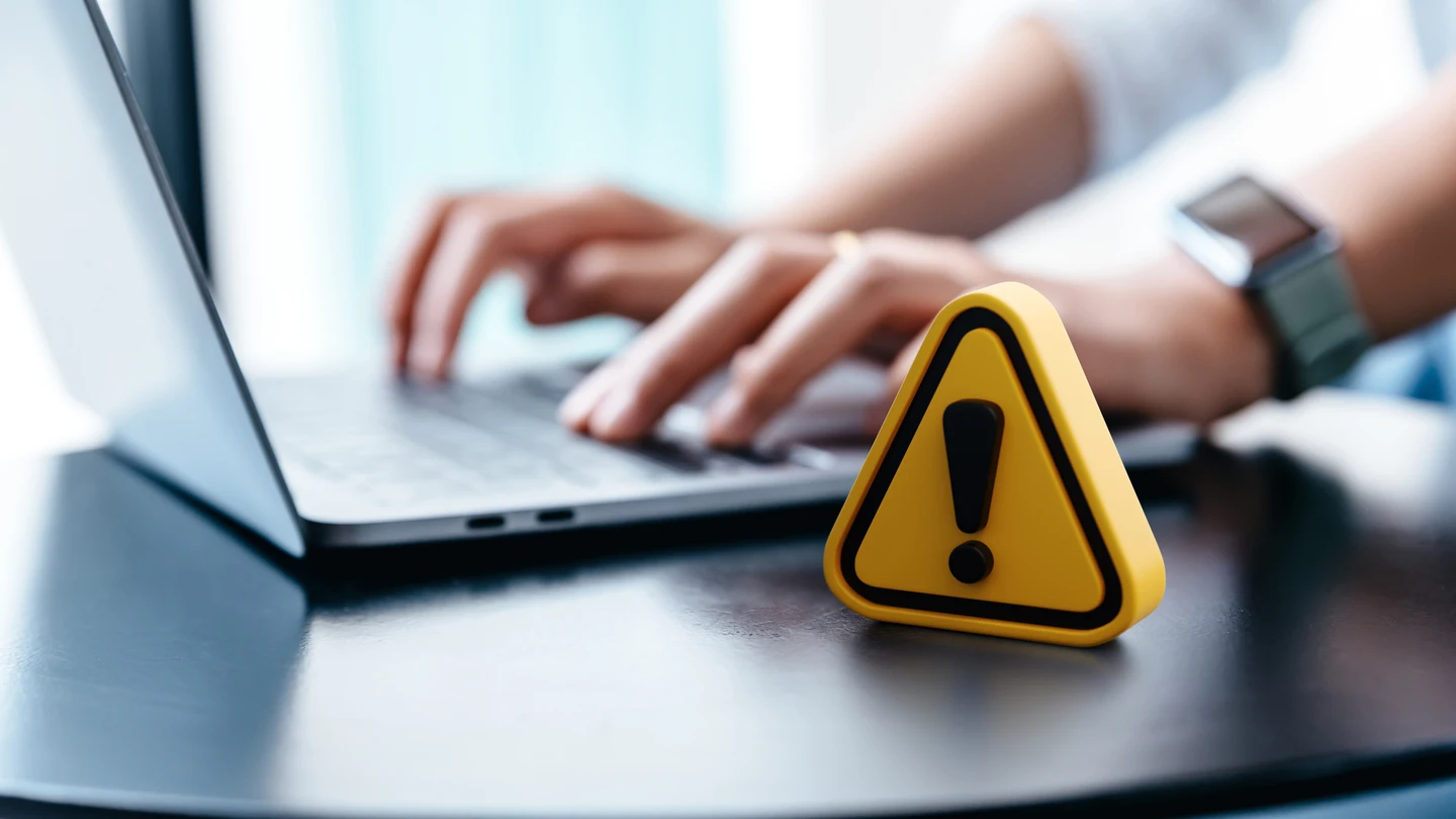 Fraude por internet al reservar Fraude por internet al reservar