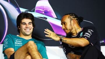 Hamilton charla con Lance Stroll