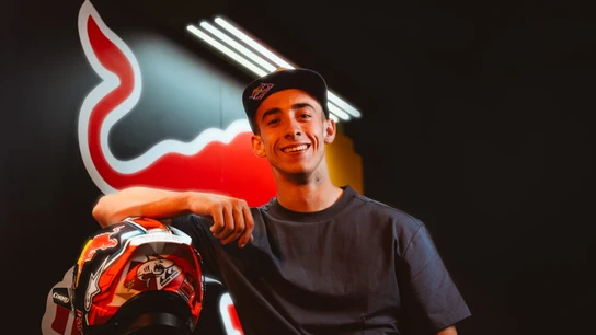 Pedro Acosta, piloto de KTM en 2025 Pedro Acosta, piloto de KTM en 2025