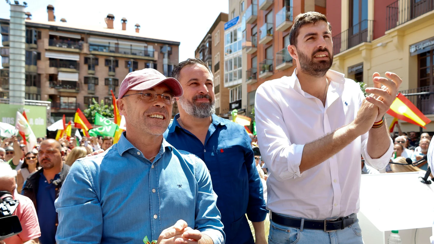 Santiago Abascal, el acto central en Murcia de Vox con Jorge Buxadé y José Ángel Antelo Santiago Abascal, el acto central en Murcia de Vox con Jorge Buxadé y José Ángel Antelo