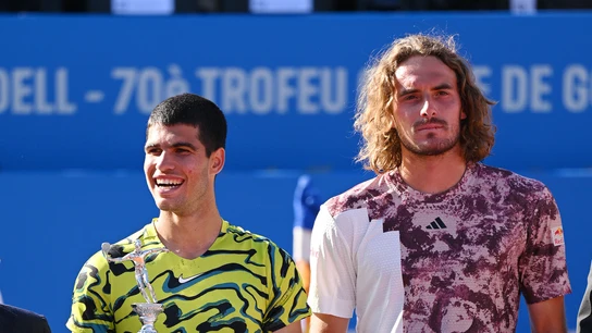 Stefanos Tsitsipas y Carlos Alcaraz Stefanos Tsitsipas y Carlos Alcaraz