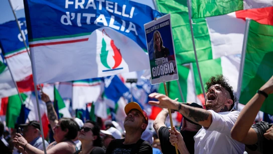 Un mitin de partido de extrema derecha Fratelli d'Italia, de Giorgia Meloni, de cara a las elecciones europeas en Italia Un mitin de partido de extrema derecha Fratelli d'Italia, de Giorgia Meloni, de cara a las elecciones europeas en Italia