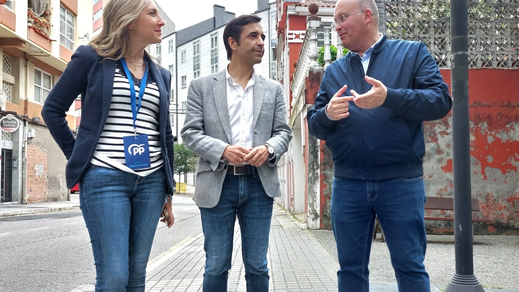 La delegada de la Xunta en Ferrol, Martina Aneiros, el alcalde, José Manuel Rey Varela, y el portavoz del PP en el Congreso, Miguel Tellado.