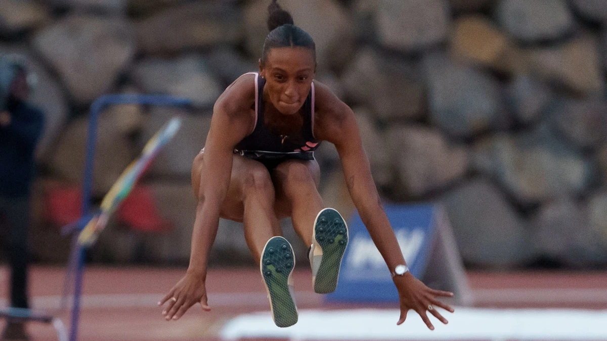 Ana Peleteiro, en un salto