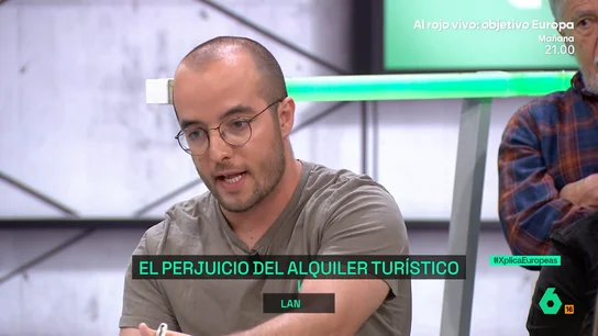 XPLICA Juan Antonio Báez: "Del turismo viven tres personas, el resto está sufriendo" XPLICA Juan Antonio Báez: "Del turismo viven tres personas, el resto está sufriendo"