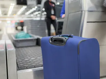 Facturar la maleta en el aeropuerto Facturar la maleta en el aeropuerto