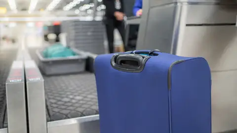 Facturar la maleta en el aeropuerto