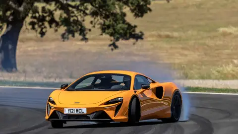 McLaren Artura McLaren Artura
