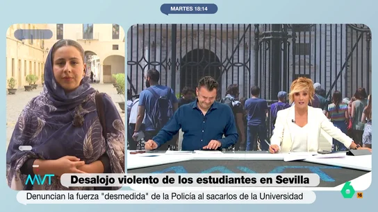 Una alumna narra el desalojo violento de los estudiantes encerrados en la Universidad de Sevilla: "Intentó meterles los dedos en los ojos a una de las compañeras" Una alumna narra el desalojo violento de los estudiantes encerrados en la Universidad de Sevilla: "Intentó meterles los dedos en los ojos a una de las compañeras"