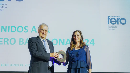 Dra. Silvia Affo con Antoni Bosch (Fundació Bosch Aymerich), en la gala benéfica Fundación FERO. Dra. Silvia Affo con Antoni Bosch (Fundació Bosch Aymerich), en la gala benéfica Fundación FERO.