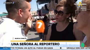 El 'dardo' de una mujer a un reportero por estar "sudando a mares": "Estudia un poco más y que te metan en el despacho"