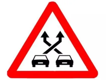 Esta nueva señal de tráfico está confundiendo a muchos conductores y puede ser un riesgo Esta nueva señal de tráfico está confundiendo a muchos conductores y puede ser un riesgo