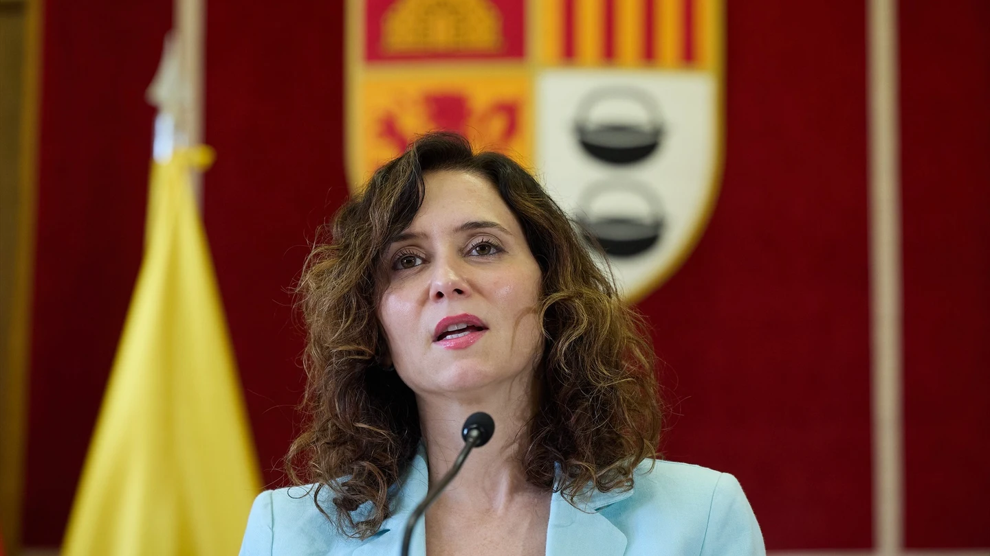 La presidenta de la Comunidad de Madrid, Isabel Díaz Ayuso, ofrece una rueda de prensa tras la reunión del Consejo de Gobierno, en el Ayuntamiento de Torrejón de Ardoz, La presidenta de la Comunidad de Madrid, Isabel Díaz Ayuso, ofrece una rueda de prensa tras la reunión del Consejo de Gobierno, en el Ayuntamiento de Torrejón de Ardoz,