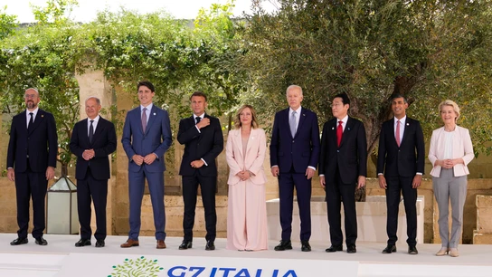 Foto de familia en el arranque de la cumbre del G7. Foto de familia en el arranque de la cumbre del G7.