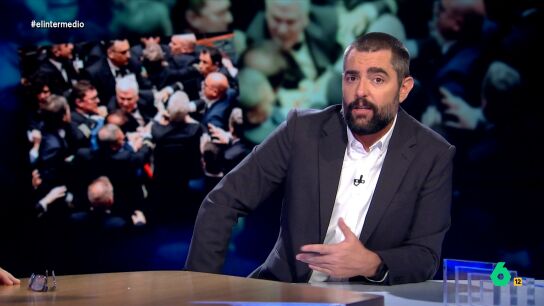 Dani Mateo y las tres tradiciones italianas: "La pasta, el helado y zurrarse a leches en el Parlamento"