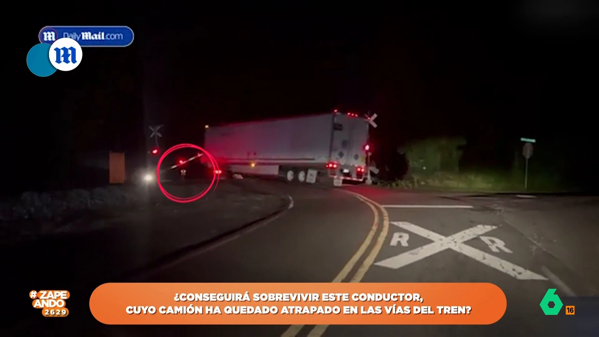 Vídeo viral de un tren impactando contra un camion