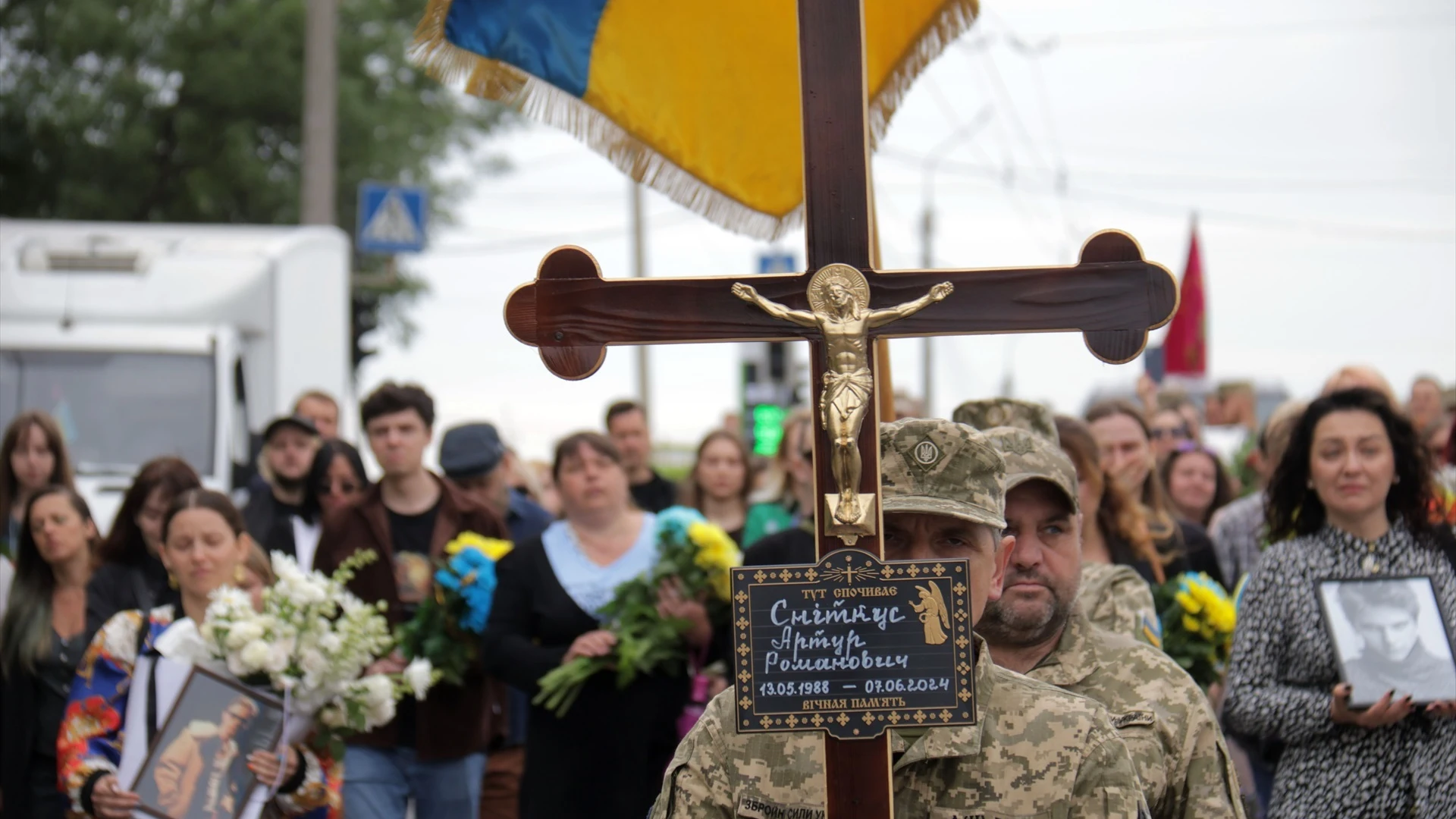 Imagen de archivo de un funeral a un combatiente ucraniano