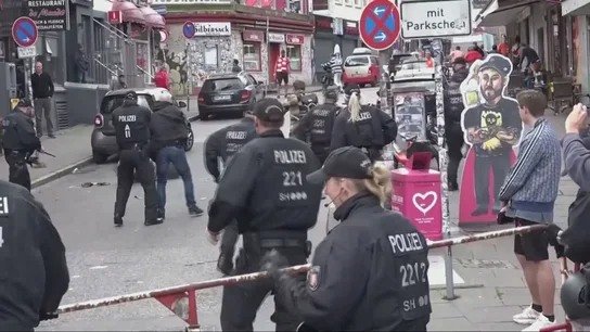 La policía alemana abate a un hombre en Hamburgo La policía alemana abate a un hombre en Hamburgo