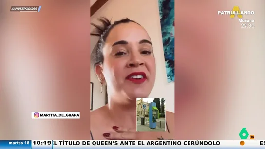 Martita de Graná, tras ver las cabinas rojas de Londres: "Las que teníamos en España eran más feas que pegar a un padre" Martita de Graná, tras ver las cabinas rojas de Londres: "Las que teníamos en España eran más feas que pegar a un padre"