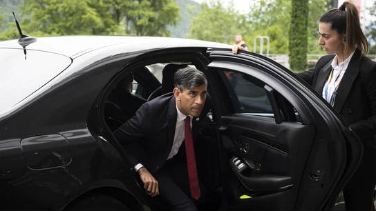 El primer ministro británico, Rishi Sunak, llega para asistir a la Cumbre sobre la Paz en Ucrania El primer ministro británico, Rishi Sunak, llega para asistir a la Cumbre sobre la Paz en Ucrania