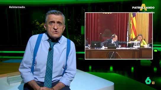 Wyoming, al PP sobre Le Senne (Vox): "El detalle es hacer presidente del Parlament balear a un franquista declarado" Wyoming comenta desde el 'pico de la mesa' el lamentable episodio del presidente del Parlament Balear por Vox, Gabriel Le Senne, al romper una foto de mujeres fusiladas por el franquismo. Su reflexión, con mensaje al PP, en este vídeo.
