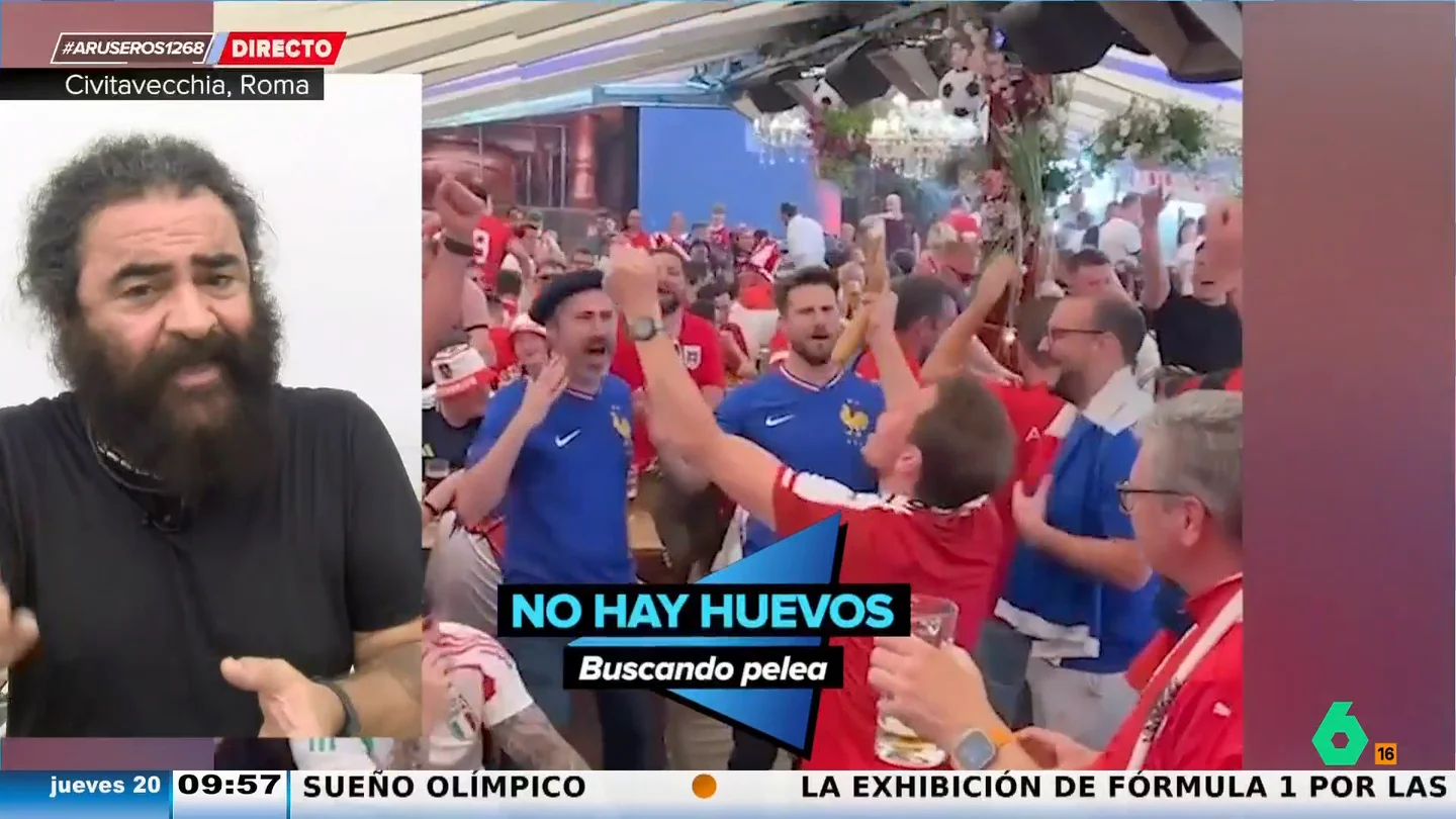 El Sevilla, tras ver a los austriacos romper baguettes delante de los franceses: "Nos parten torreznos y es una guerra" El Sevilla, tras ver a los austriacos romper baguettes delante de los franceses: "Nos parten torreznos y es una guerra"