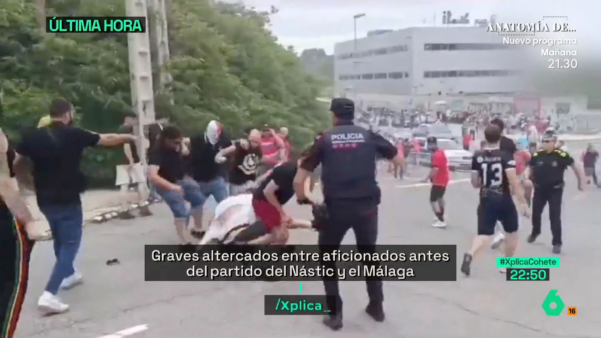 pelea entre los ultra del Nástic de Tarragona y el Málaga antes del partido de ascenso a Segunda