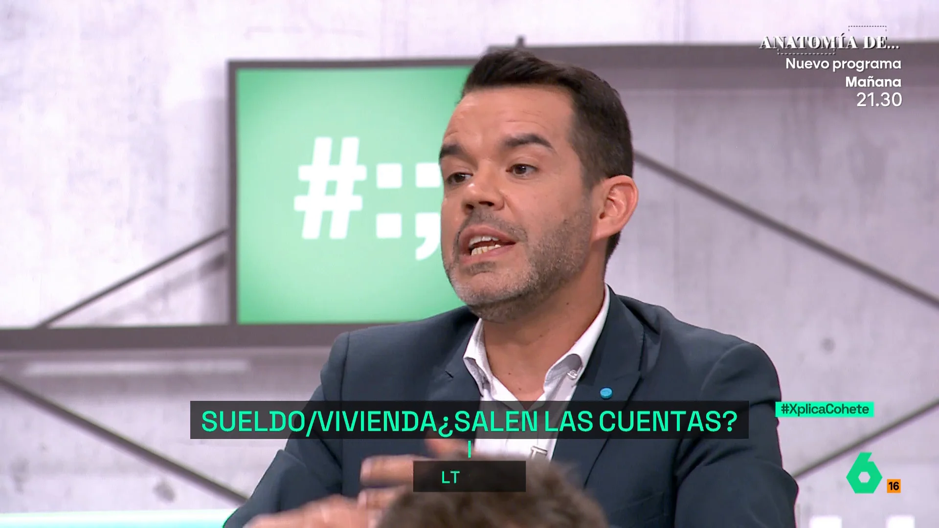 XPLICA Camarero, al ver un ático de de 27 m² que se vende por 200.000 euros: "No hay que ser muy sibarita para no querer chocarte con el techo"