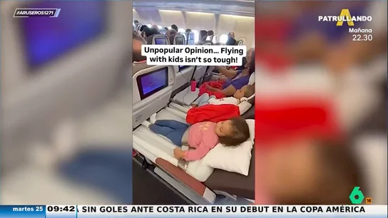 Una marca especializada en bebés diseña unas camas pensadas para los niños durante los viajes en avión Una marca especializada en bebés diseña unas camas pensadas para los niños durante los viajes en avión