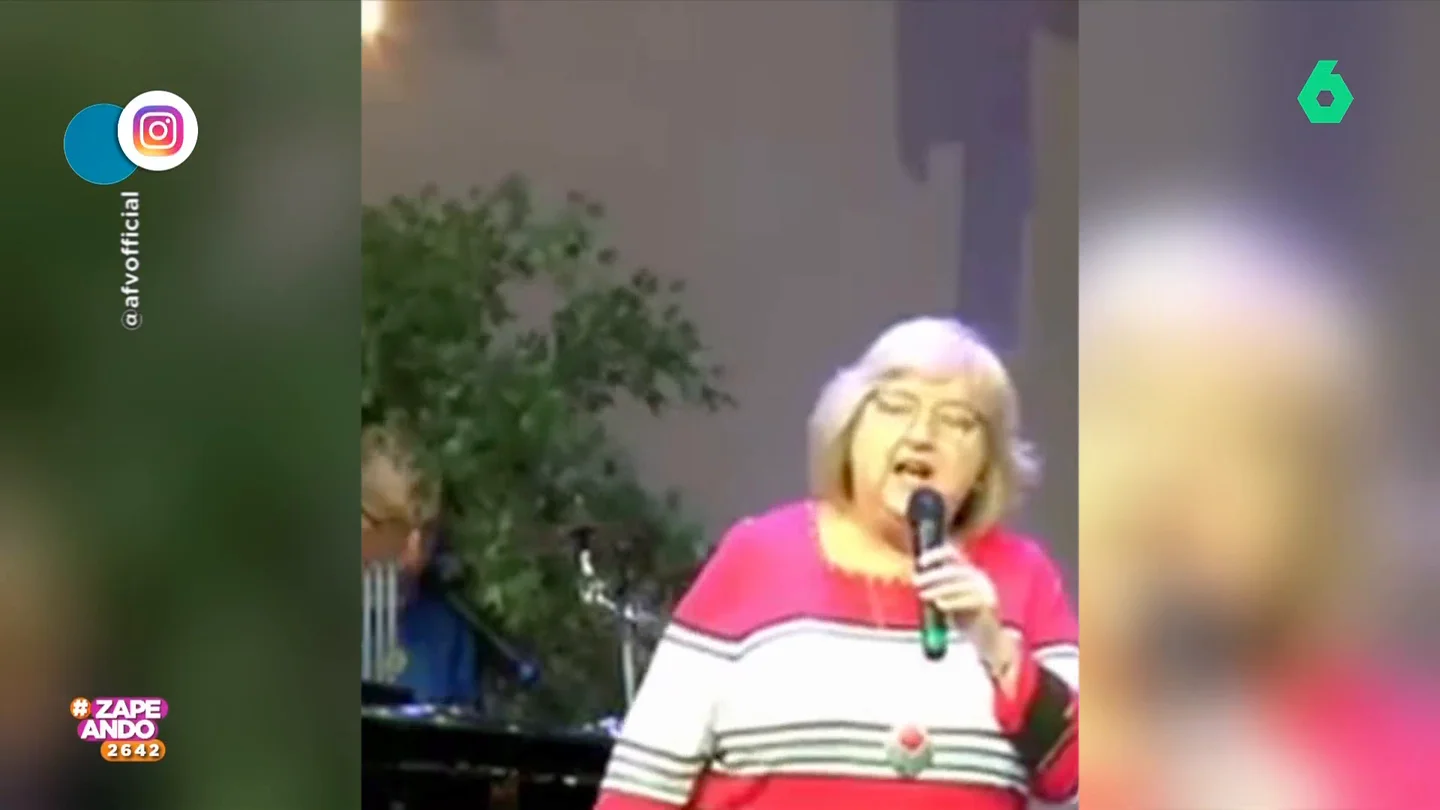 Impresionante: esto es lo que le pasa a un grupo de música en mitad de una actuación Impresionante: esto es lo que le pasa a un grupo de música en mitad de una actuación