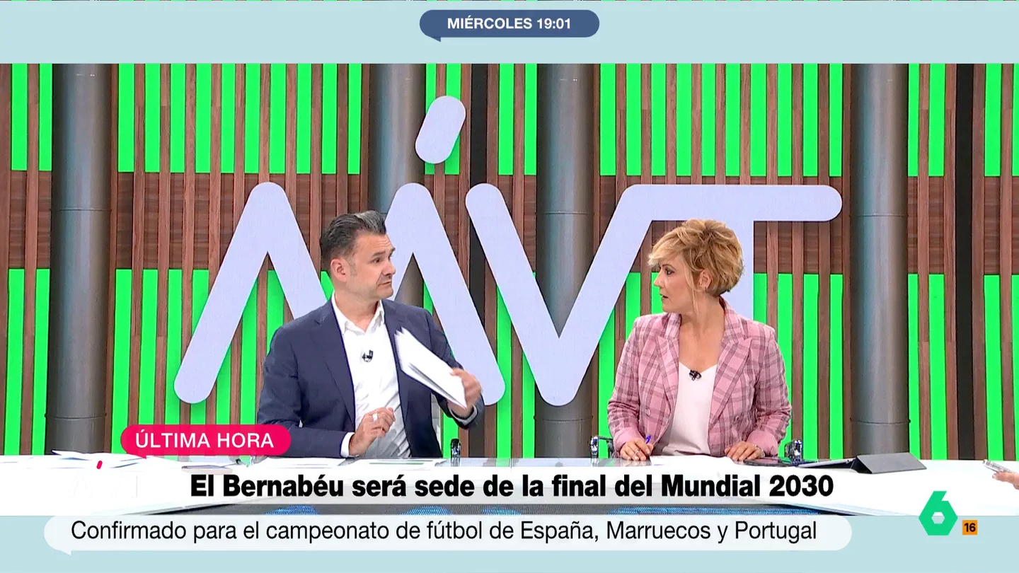 Iñaki López se equivoca al dar paso a la publicidad y Cristina Pardo reacciona Iñaki López sufre otro 'lapsus' en Más Vale Tarde y, en esta ocasión, da paso a publicidad cuando no toca. El divertido momento, y la reacción de Cristina Pardo, en este vídeo.