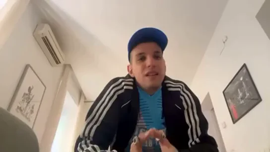 Habla la víctima del ataque homófobo en un local de Barcelona el Día del Orgullo en 2019 tras la absolución de su agresor Habla la víctima del ataque homófobo en un local de Barcelona el Día del Orgullo en 2019 tras la absolución de su agresor