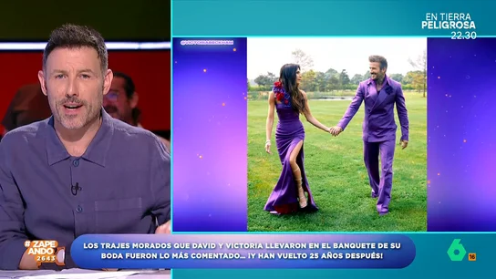 Así han celebrado los Beckham sus 25 años de matrimonio: con sus icónicos vestidos morados El matrimonio ha posado para una sesión de fotos para conmemorar su aniversario de boda pero han escogido uno de los outfits más icónicos que utilizaron para el banquete de su boda.