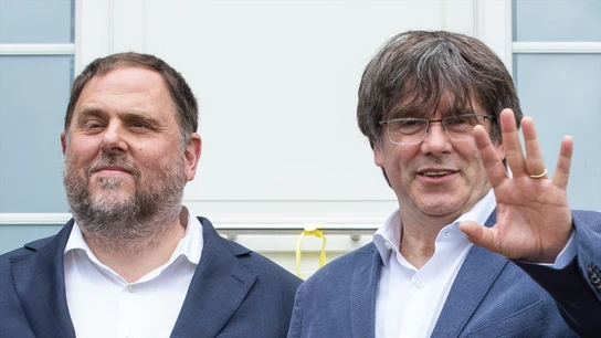 El exvicepresidente y líder de ERC, Oriol Junqueras (i), y el expresidente de la Generalitat y líder de Junts, Carles Puigdemont, en una imagen de archivo. El exvicepresidente y líder de ERC, Oriol Junqueras (i), y el expresidente de la Generalitat y líder de Junts, Carles Puigdemont, en una imagen de archivo.