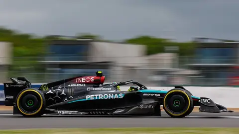 Los Mercedes fueron muy rápidos y consistentes con el medio Los Mercedes fueron muy rápidos y consistentes con el medio