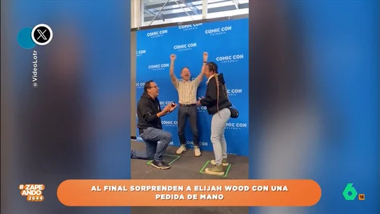 Un chico le pide matrimonio a su novia delante de 'Frodo' de 'El señor de los anillos' Seguro que la joven recordará toda la vida la manera en que su novio decidió pedirle matrimonio: frente al auténtico portador del anillo.