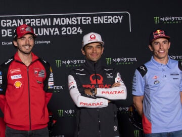 Marc M&aacute;rquez, con Jorge Mart&iacute;n y Pecco Bagnaia
