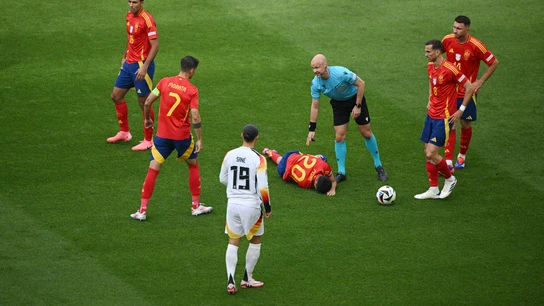 Pedri, lesionado en el partido ante Alemania Pedri, lesionado en el partido ante Alemania